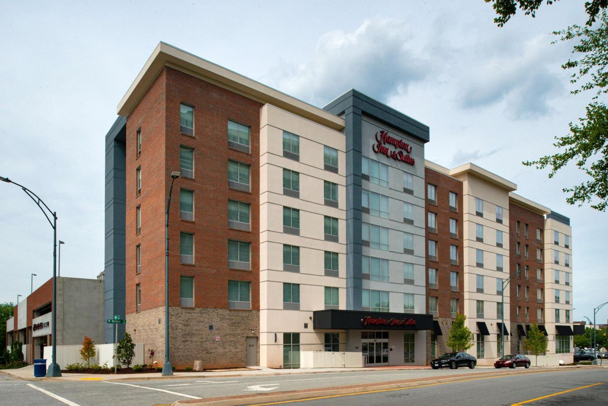 Hampton Inn & Suites Greensboro Downtown, Nc ภายนอก รูปภาพ